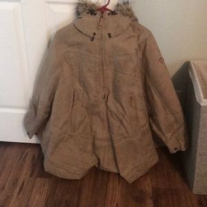 Women’s Fjallraven Luhkka Cape